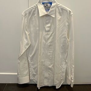 Dress shirt; slim fit